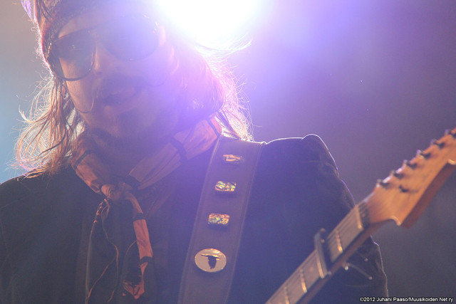 Rival Sons | Scott Holiday